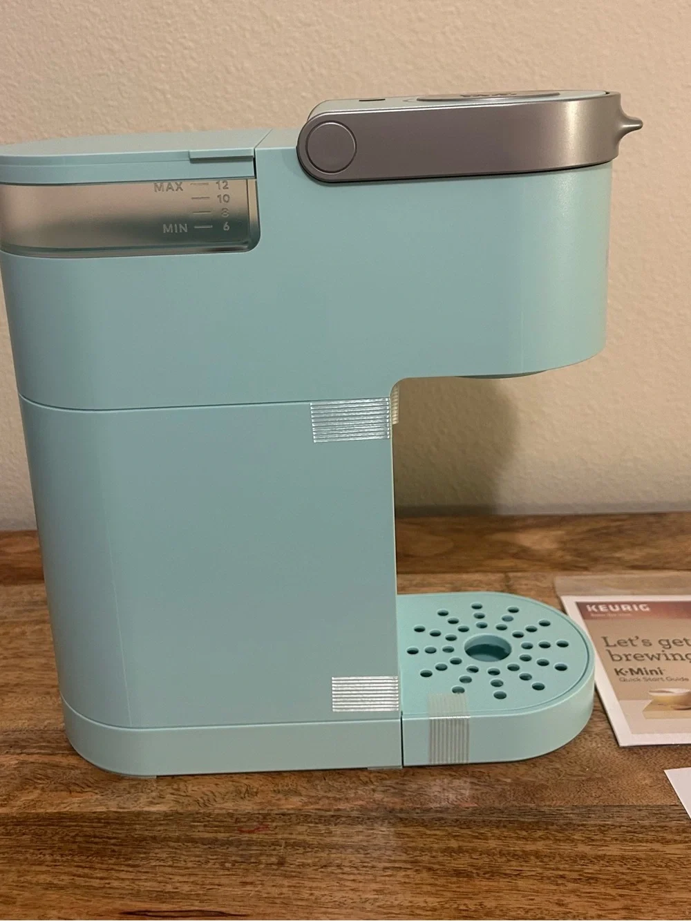 Keurig K-Mini Single Serve Coffee Maker in Oasis Green NWT